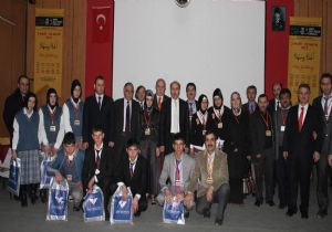 Öğrenciler arapçada yarıştı